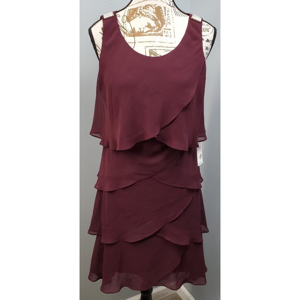 SLNY Tiered Cocktail Dress Womens 6 Burgundy Lined Chiffon Rhinestone Shoulder